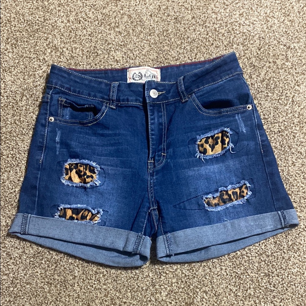 L&B leopard patch shorts.